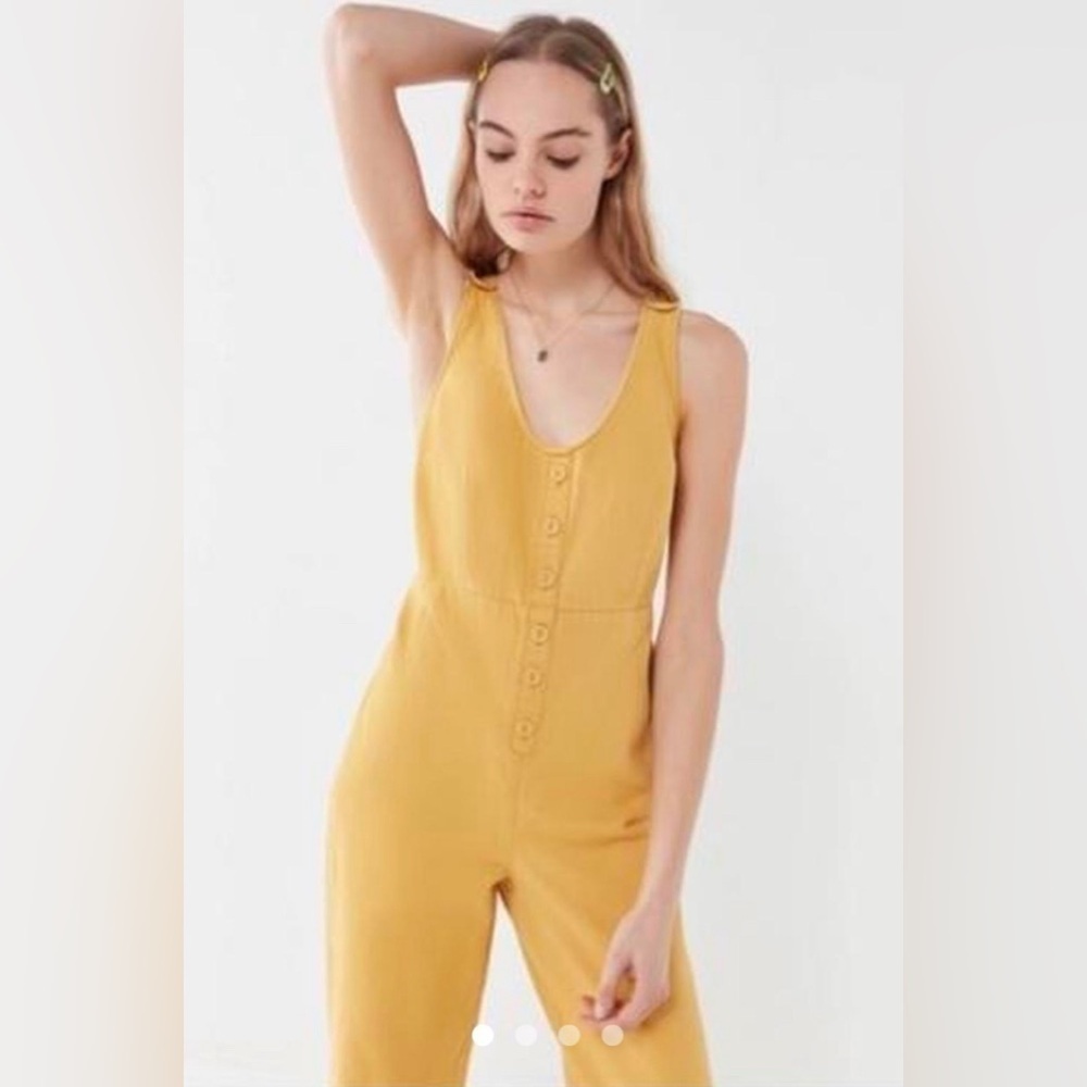 Urban Outfitters Yellow Denim Overalls Jumpsuit Women’s Size M - Picture 3 of 14